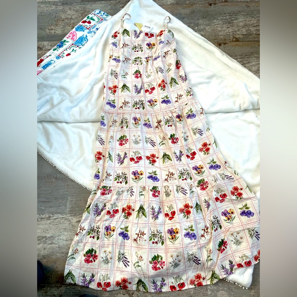 NWT Monteau Linen Blend Flowers Patterned Maxi Dress